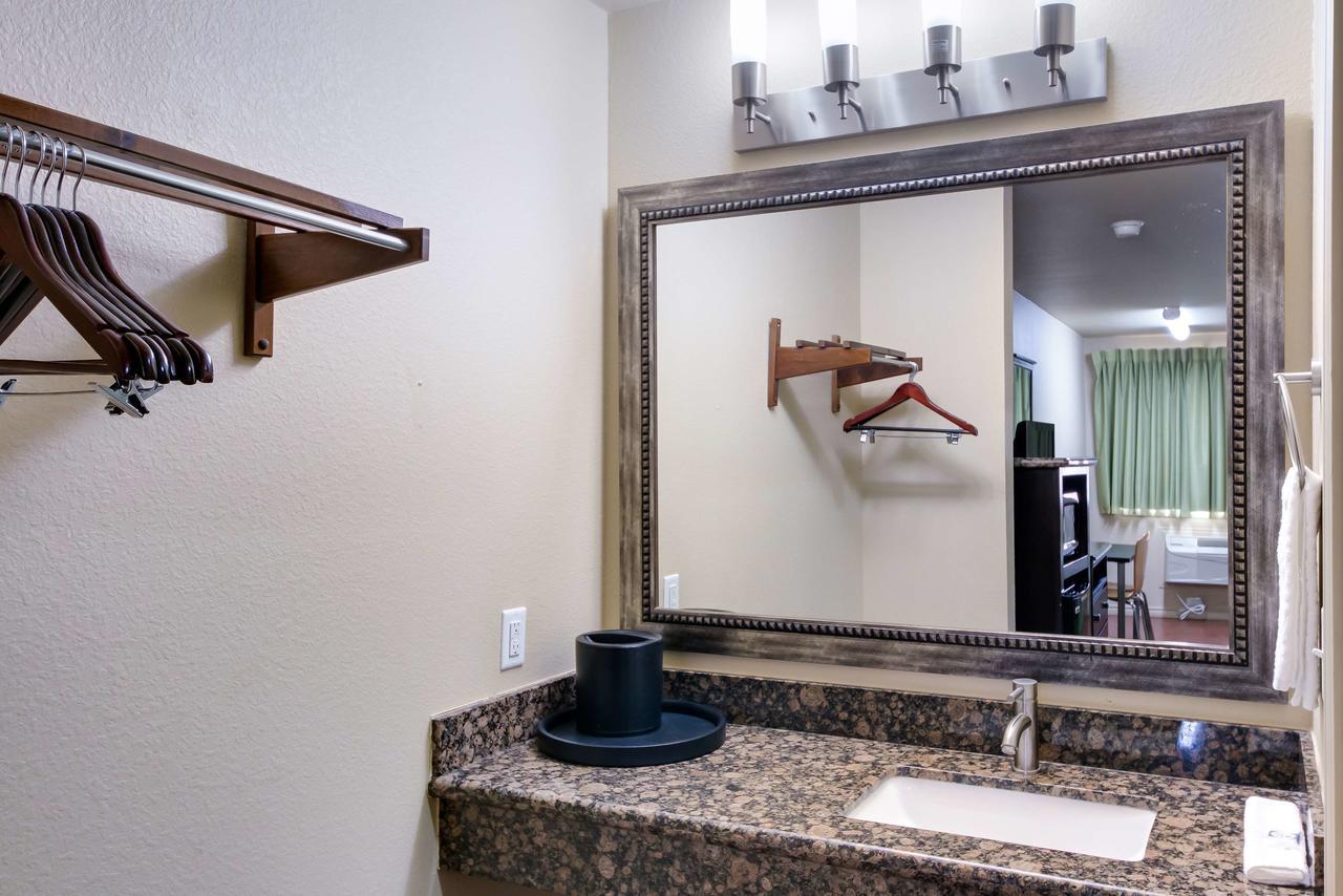 Motel 6 Floresville Esterno foto