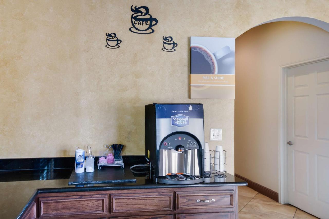 Motel 6 Floresville Esterno foto