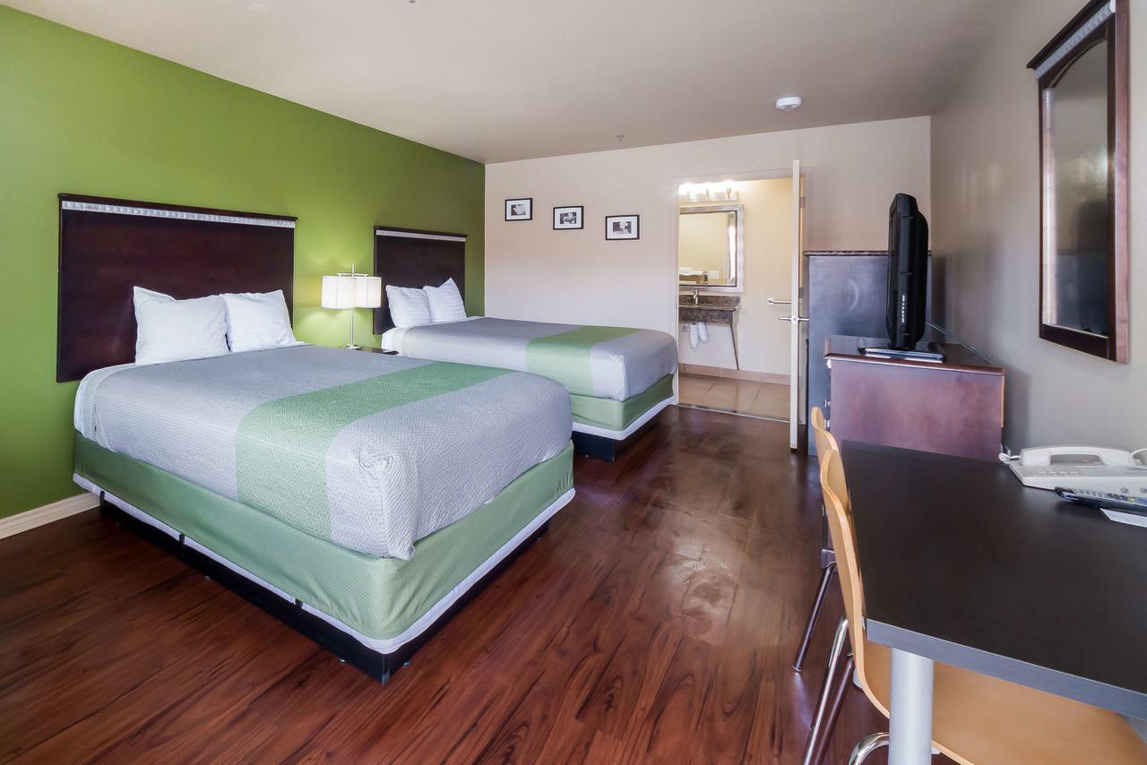 Motel 6 Floresville Esterno foto