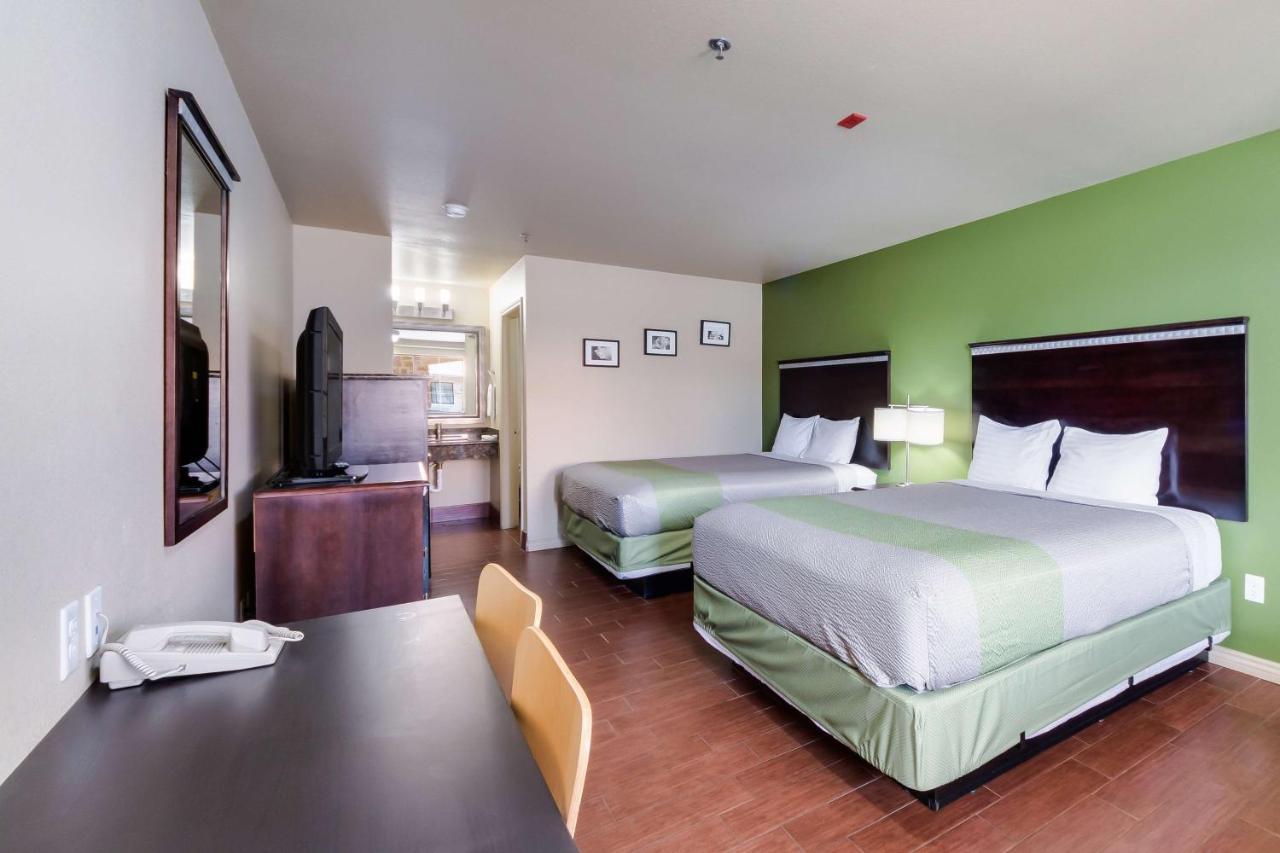 Motel 6 Floresville Esterno foto