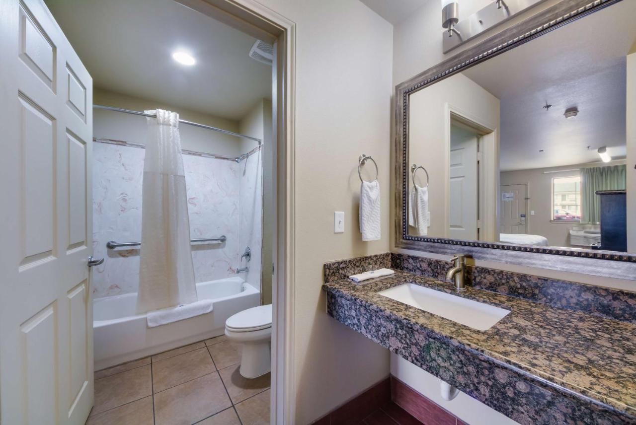 Motel 6 Floresville Esterno foto